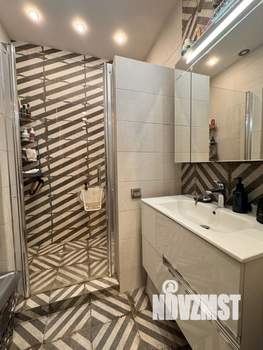 2-к квартира, вторичка, 68м2, 10/17 этаж