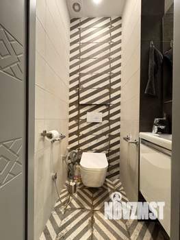 2-к квартира, вторичка, 68м2, 10/17 этаж